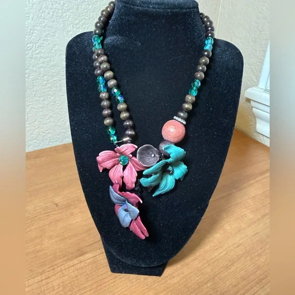Vintage Chunky Floral Wood/ Clay-Like Lampwork Beads Statement Piece Necklace - Picture 1 of 6
